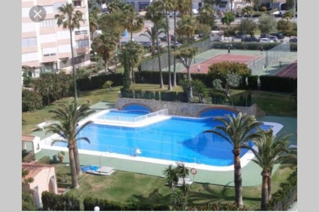 Apartamento a estrenar en primera línea de Playa Torrox Exterior foto